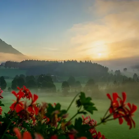 Tischlbergerhof Hotel 3*