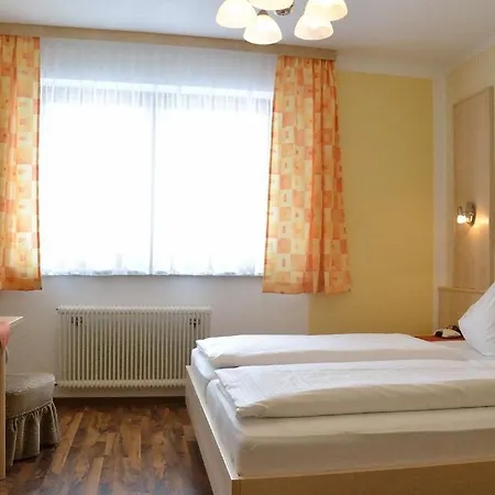 فندق Tischlbergerhof 3*